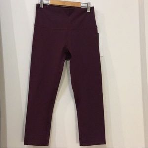 LULULEMON Wunder Under HR Crop (Size 8) 🌟